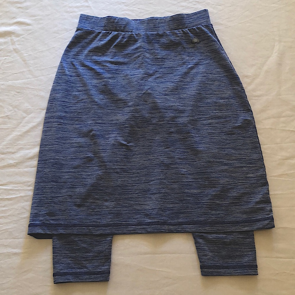 Snoga Athletics Skirt w/leggings
